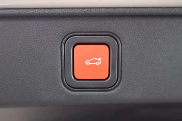 Fiat 600E (2023) thumbnail 30