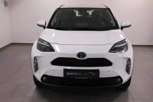 Toyota Yaris Cross (2021) thumbnail 2