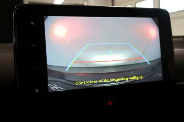 Toyota Yaris (2025) thumbnail 25