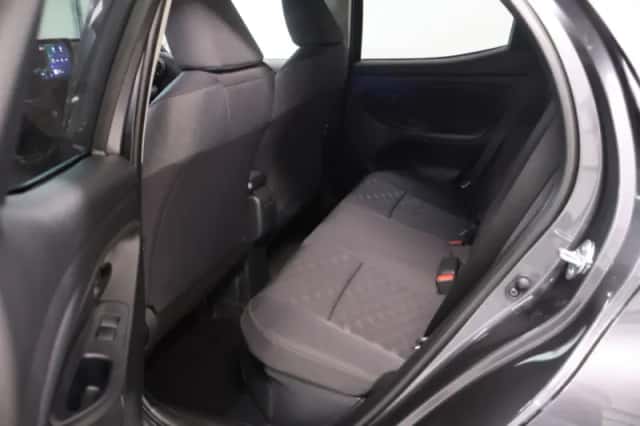 Toyota Yaris (2025) thumbnail 9