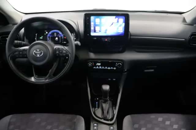 Toyota Yaris (2025) thumbnail 6