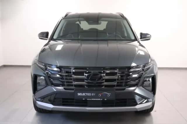 Hyundai Tucson (2025) thumbnail 2