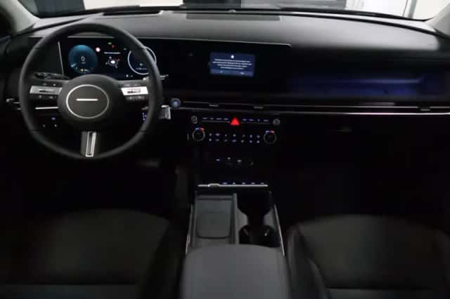 Hyundai Tucson (2025) thumbnail 4