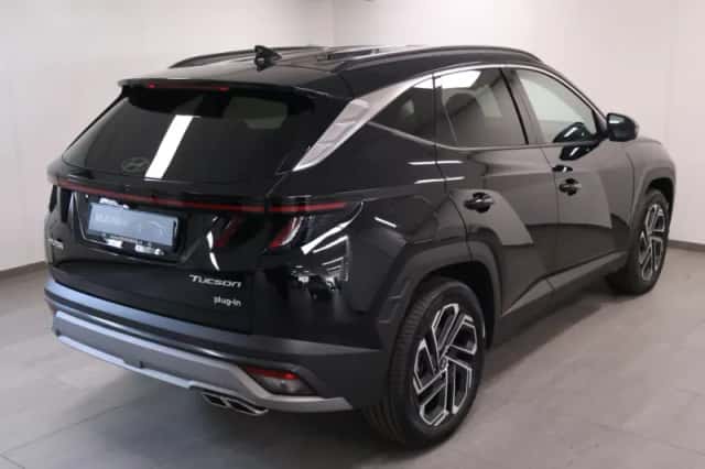 Hyundai Tucson (2025) thumbnail 3
