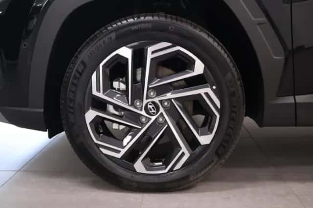 Hyundai Tucson (2025) thumbnail 5