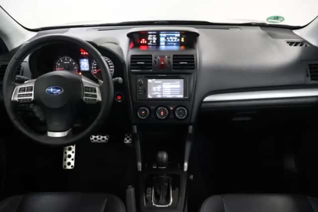 Subaru Forester (2013) thumbnail 6
