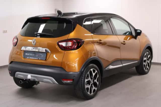 Renault Captur (2017) thumbnail 3