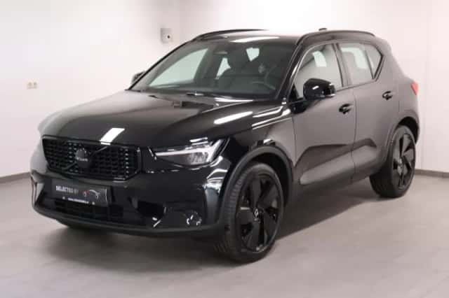 Volvo XC40 (2024) thumbnail 1