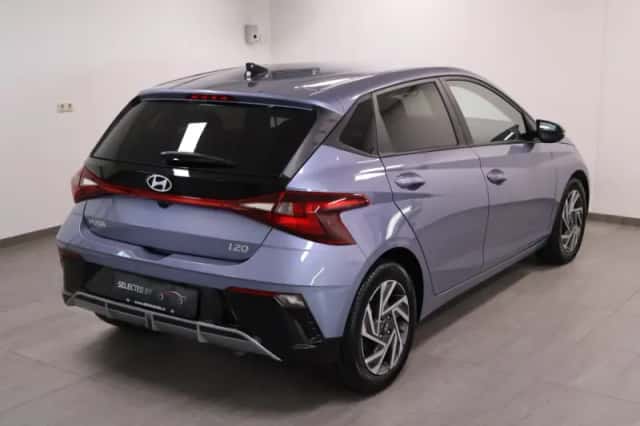 Hyundai i20 (2024) thumbnail 3