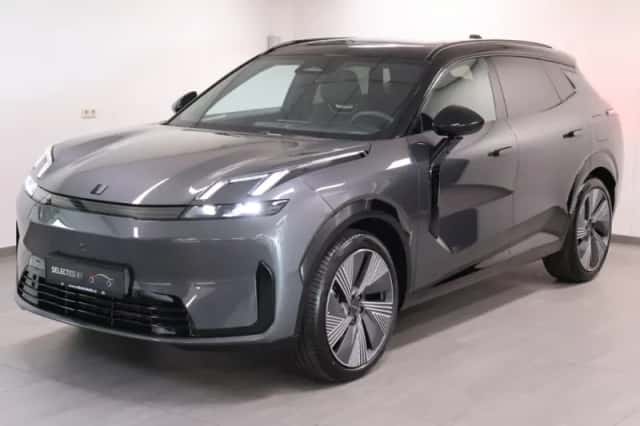 Lynk & Co 08 (2025) thumbnail 1