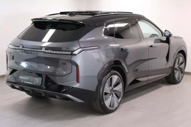 Lynk & Co 08 (2025) thumbnail 3