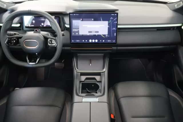 Lynk & Co 08 (2025) thumbnail 6