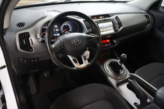 Kia Sportage (2014) thumbnail 6
