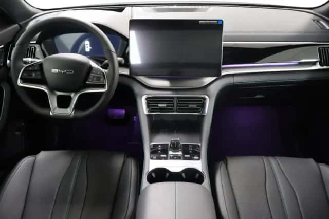 BYD Seal U (2024) thumbnail 5