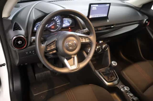 Mazda 2 (2023) thumbnail 6