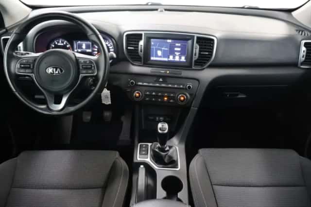Kia Sportage (2016) thumbnail 6
