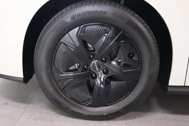 BYD Seal (2025) thumbnail 5