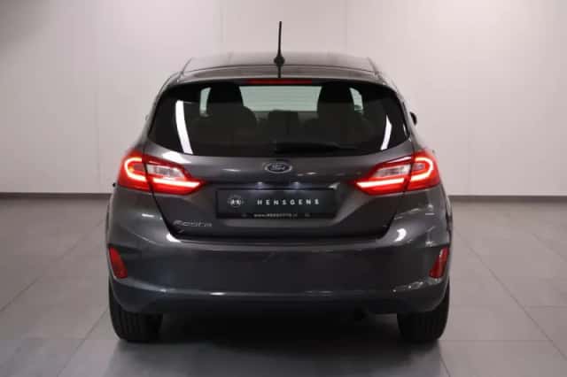 Ford Fiesta (2017) thumbnail 4