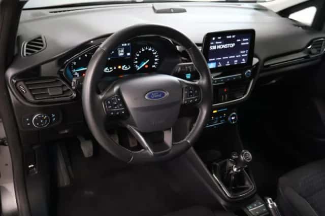 Ford Fiesta (2017) thumbnail 6