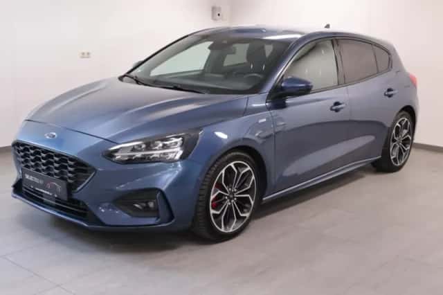 Ford Focus (2018) thumbnail 1