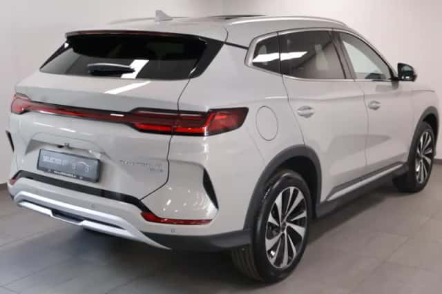 BYD Seal U (2024) thumbnail 3