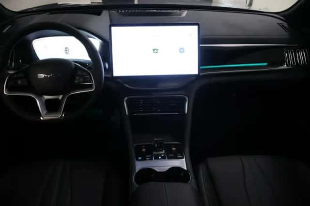 BYD Seal U (2024) thumbnail 6