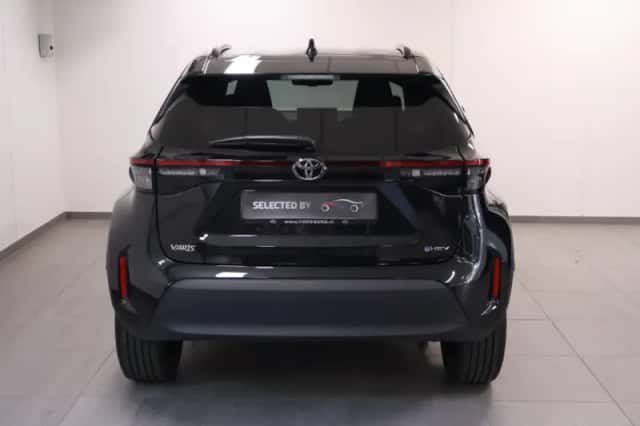Toyota Yaris Cross (2025) thumbnail 4
