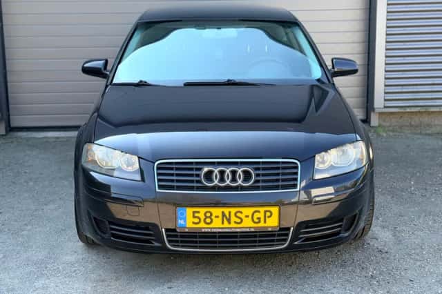 Audi A3 (2004) thumbnail 2
