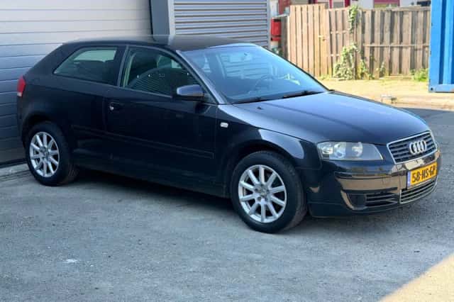 Audi A3 (2004) thumbnail 3