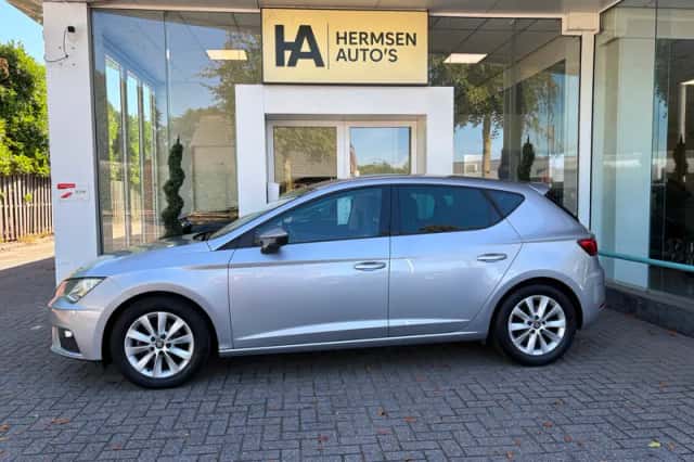 SEAT Leon (2019) thumbnail 4