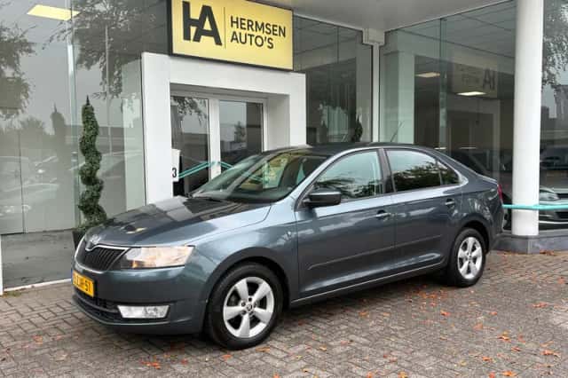 Škoda Rapid (2016) thumbnail 4