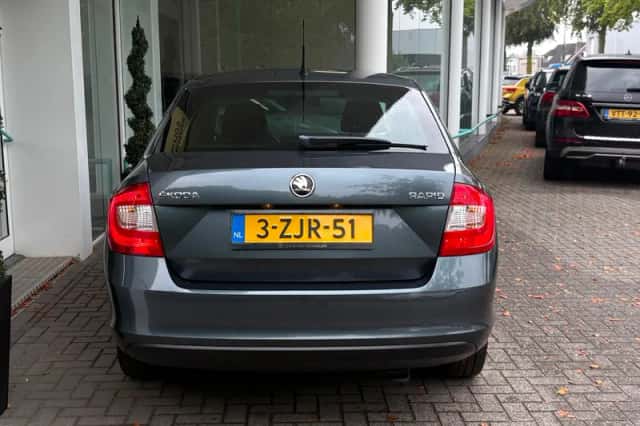 Škoda Rapid (2016) thumbnail 5