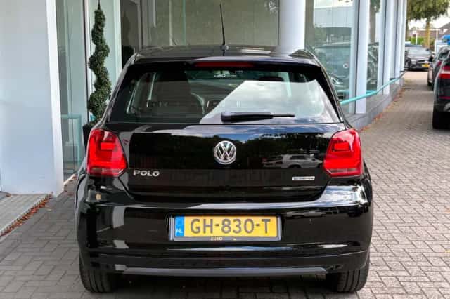 Volkswagen Polo (2015) thumbnail 5