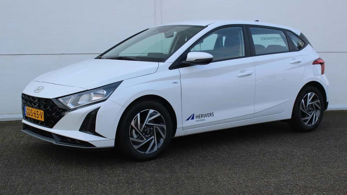 Hyundai i20 (2024) — foto 1