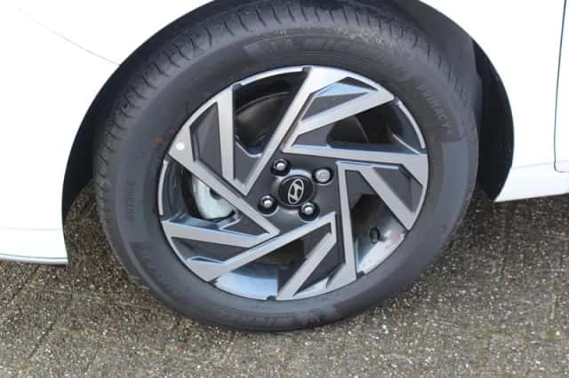 Hyundai i20 (2024) thumbnail 14