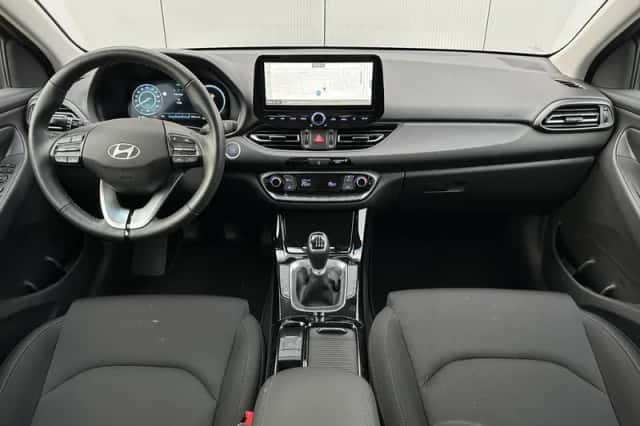 Hyundai i30 (2024) thumbnail 2