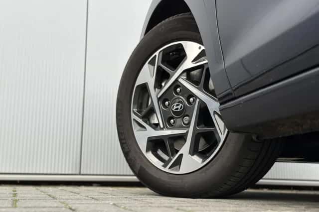 Hyundai i30 (2024) thumbnail 36