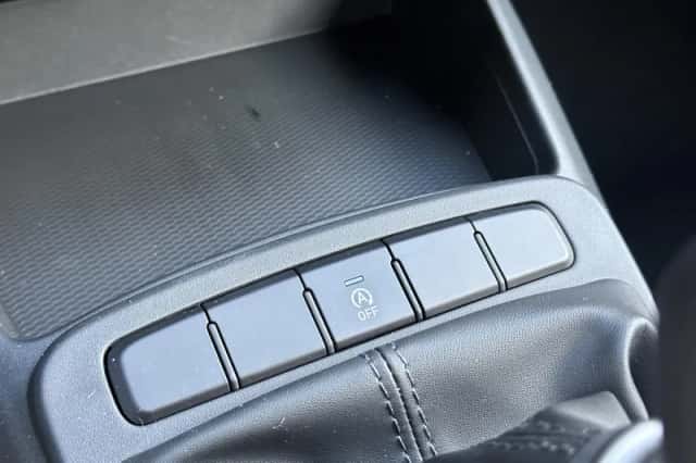 Hyundai i10 (2024) thumbnail 30