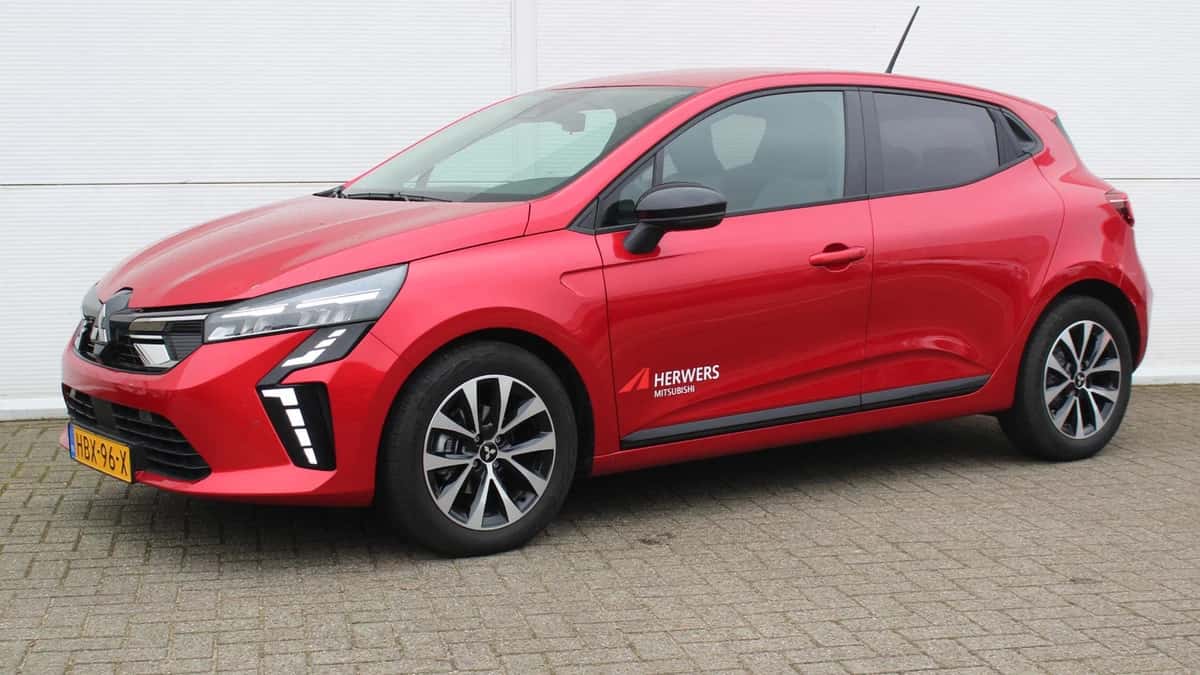 Mitsubishi Colt (2025) — foto 1
