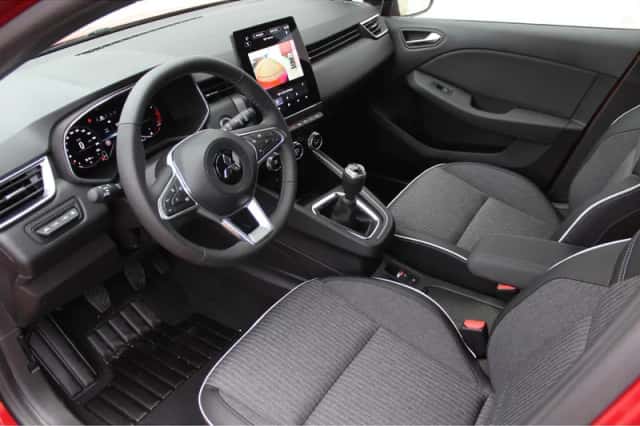 Mitsubishi Colt (2024) thumbnail 15