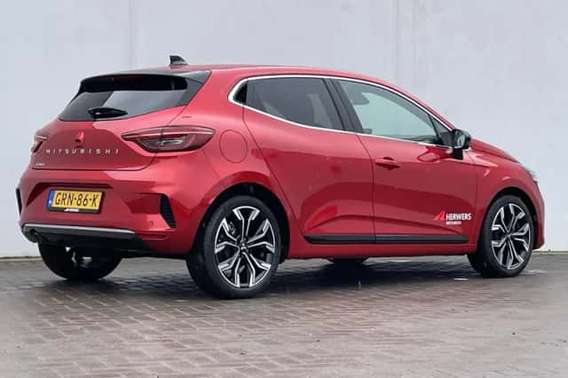 Mitsubishi Colt (2024) thumbnail 3