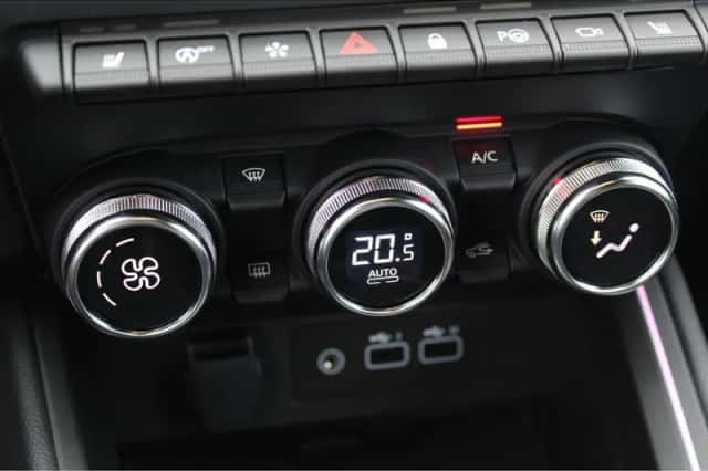 Mitsubishi Colt (2024) thumbnail 28