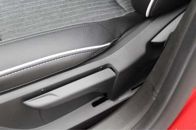 Mitsubishi Colt (2024) thumbnail 38