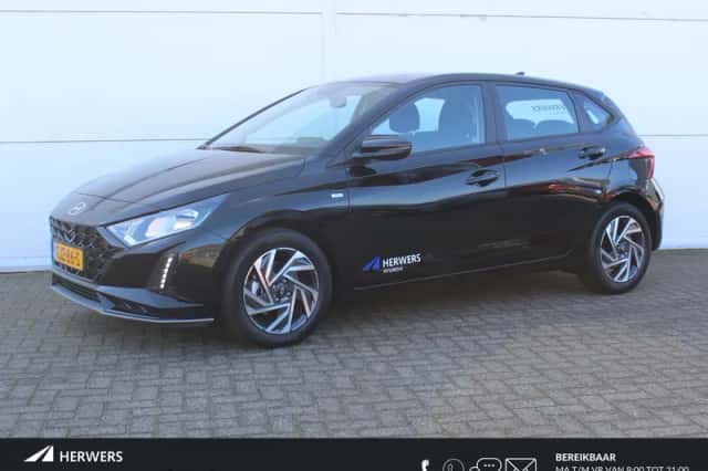 Hyundai i20 (2024) thumbnail 1