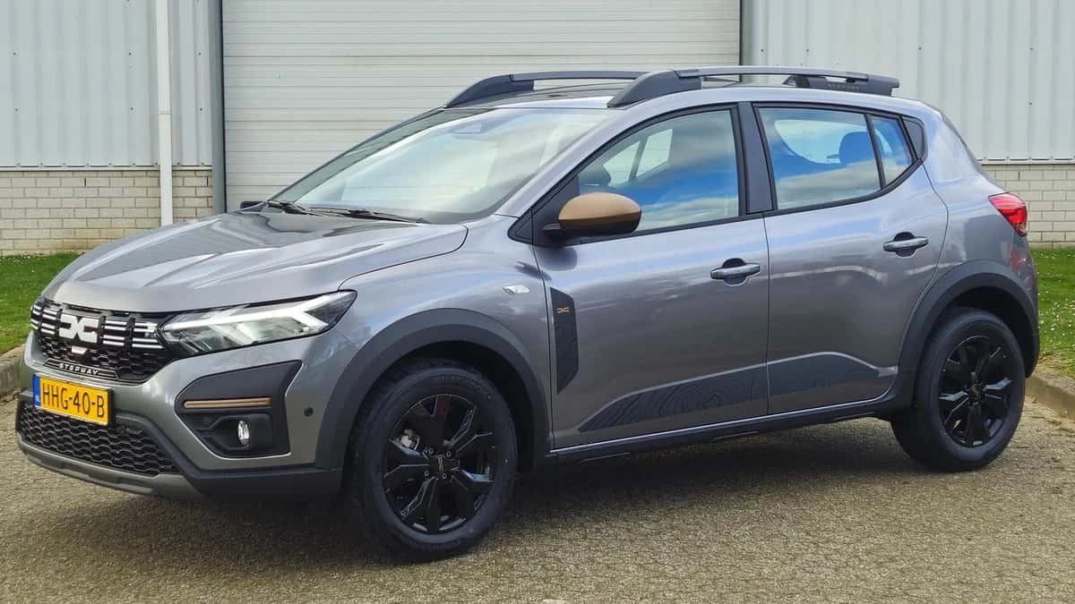 Dacia Sandero Stepway (2025) — foto 1