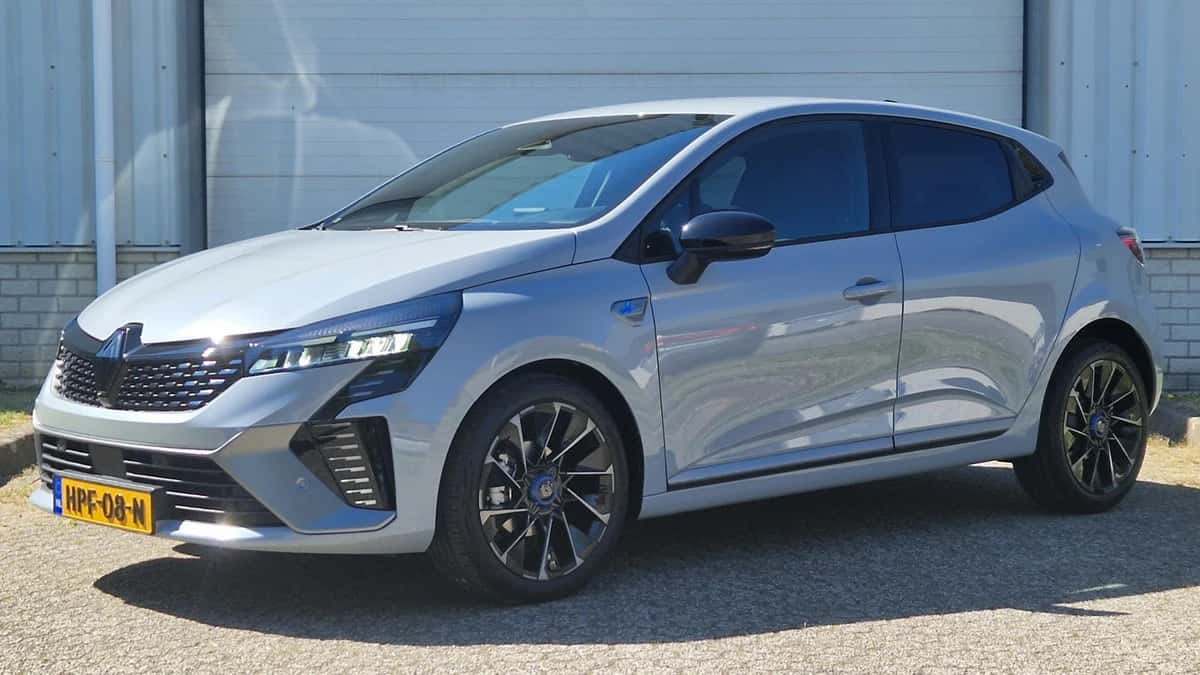 Renault Clio (2025) — foto 1