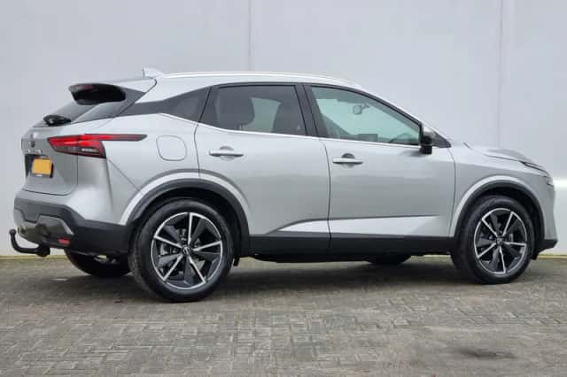 Nissan Qashqai (2024) thumbnail 3