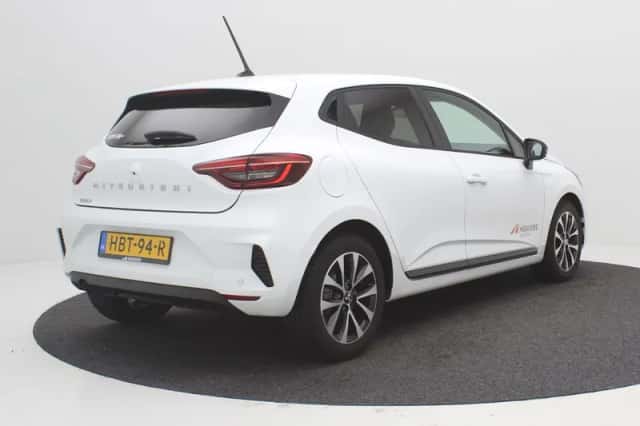 Mitsubishi Colt (2025) thumbnail 3