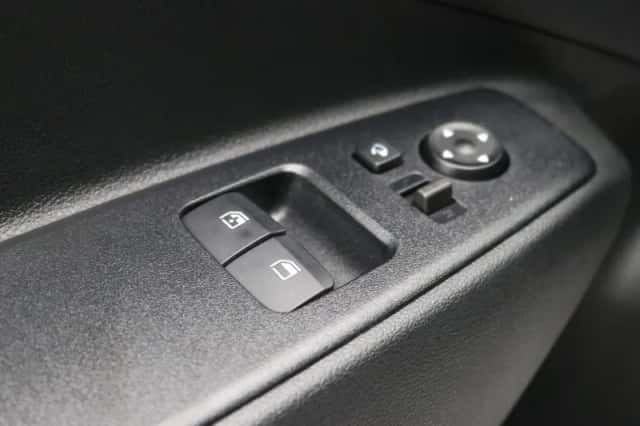 Hyundai i10 (2025) thumbnail 9