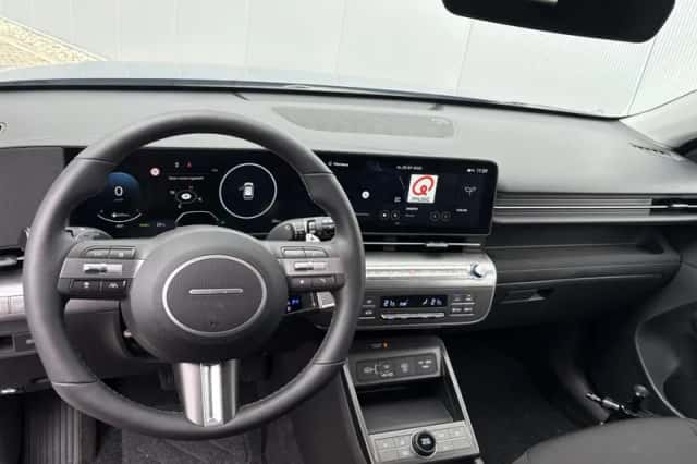 Hyundai Kona (2025) thumbnail 2